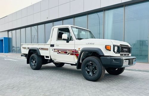 تويوتا لاند كروزر بيك آب Std 4.0L Single Cab Utility 4WD