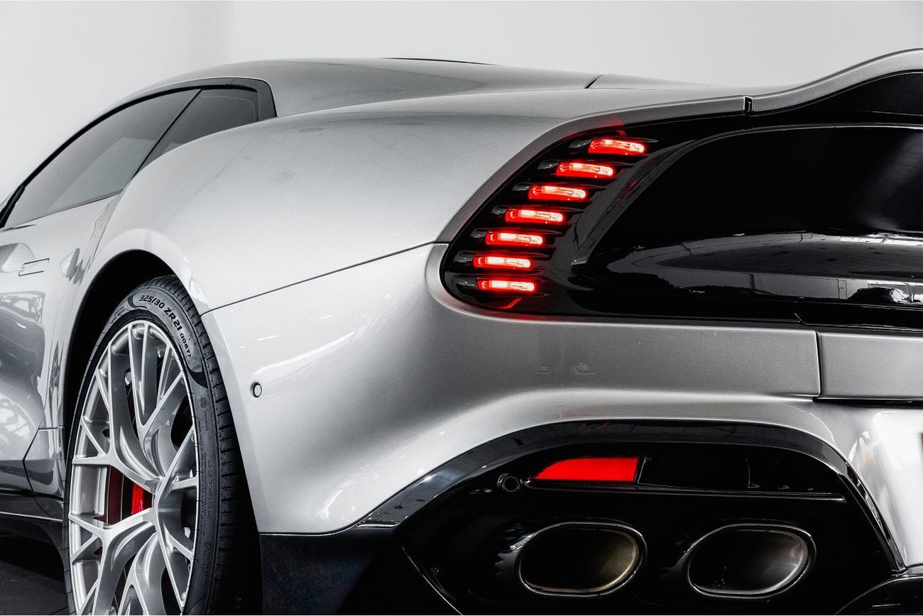 Aston Martin Vanquish STANDARD