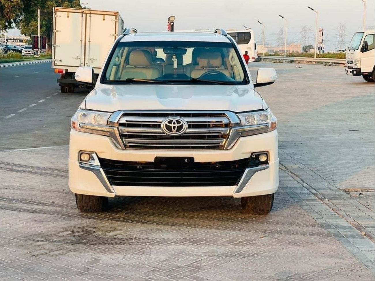 تويوتا لاند كروزر Toyota Hilux pickup 2021 GR Full Option Diesel 2.8