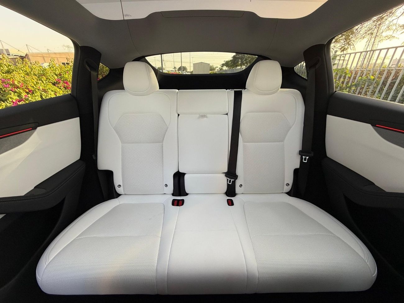 Tesla Model Y Long Range (AWD)