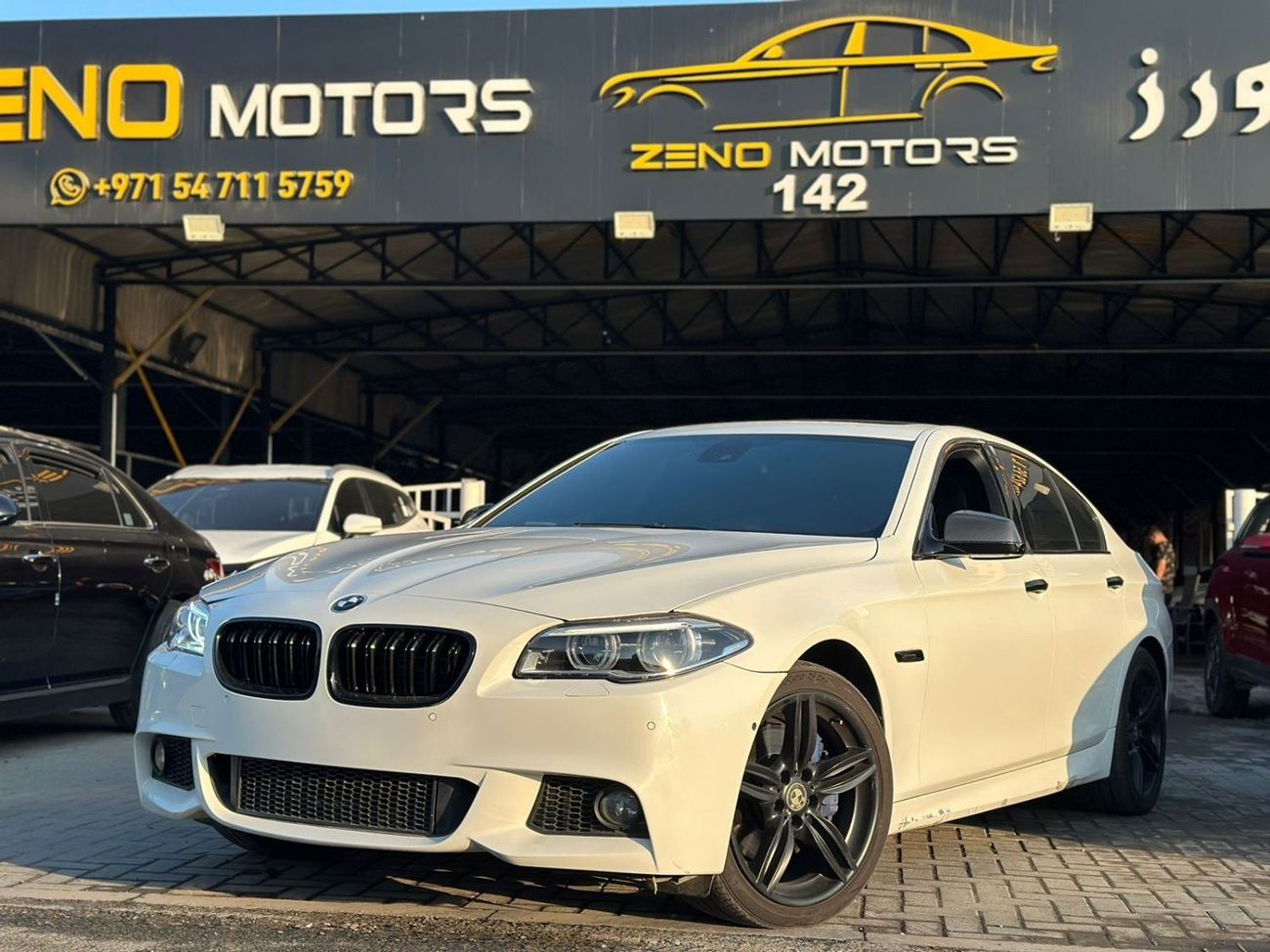 BMW 550i M Sport 4.4L (444 HP) M Sport 4.4L
