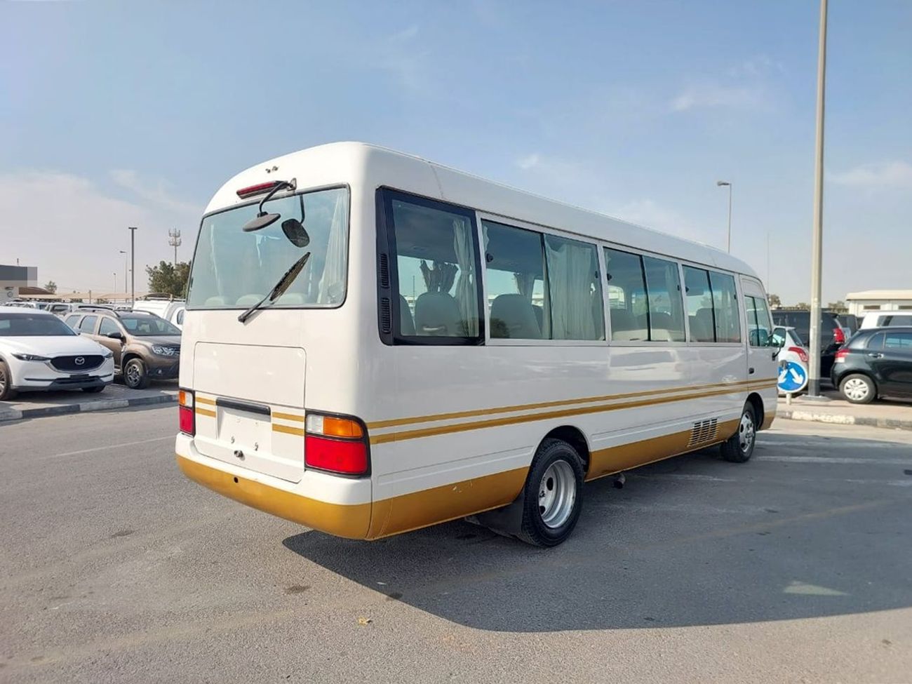 تويوتا كوستر TOYOTA COASTER BUS RHD 1998 MODEL 4.2L DIESEL AUTOMATIC(PM00847)
