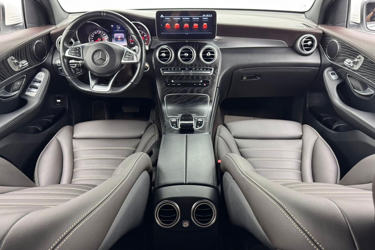 Mercedes-Benz GLC 250 AMG 2.0L 2016 Mercedes Benz GLC250 AMG 4MATIC, Service History, GCC