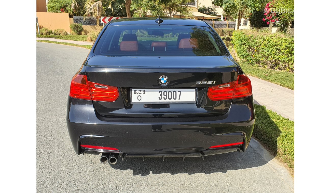 BMW 328i Sport