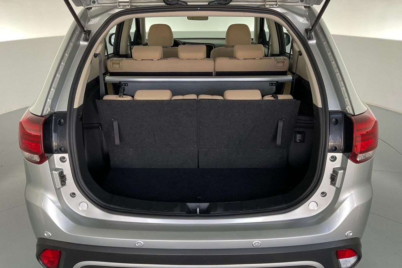 Mitsubishi Outlander GLX Midline