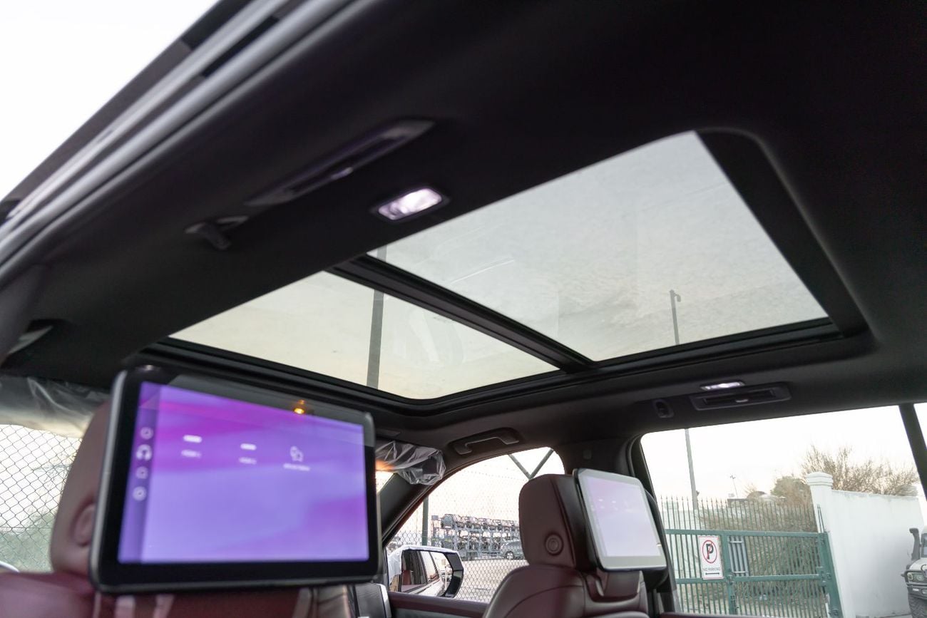 كاديلاك إسكالاد Sport 6.2L AWD Cadillac Escalade Sport - 2025 Brand New (Export)