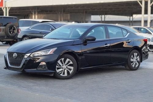 نيسان ألتيما SV