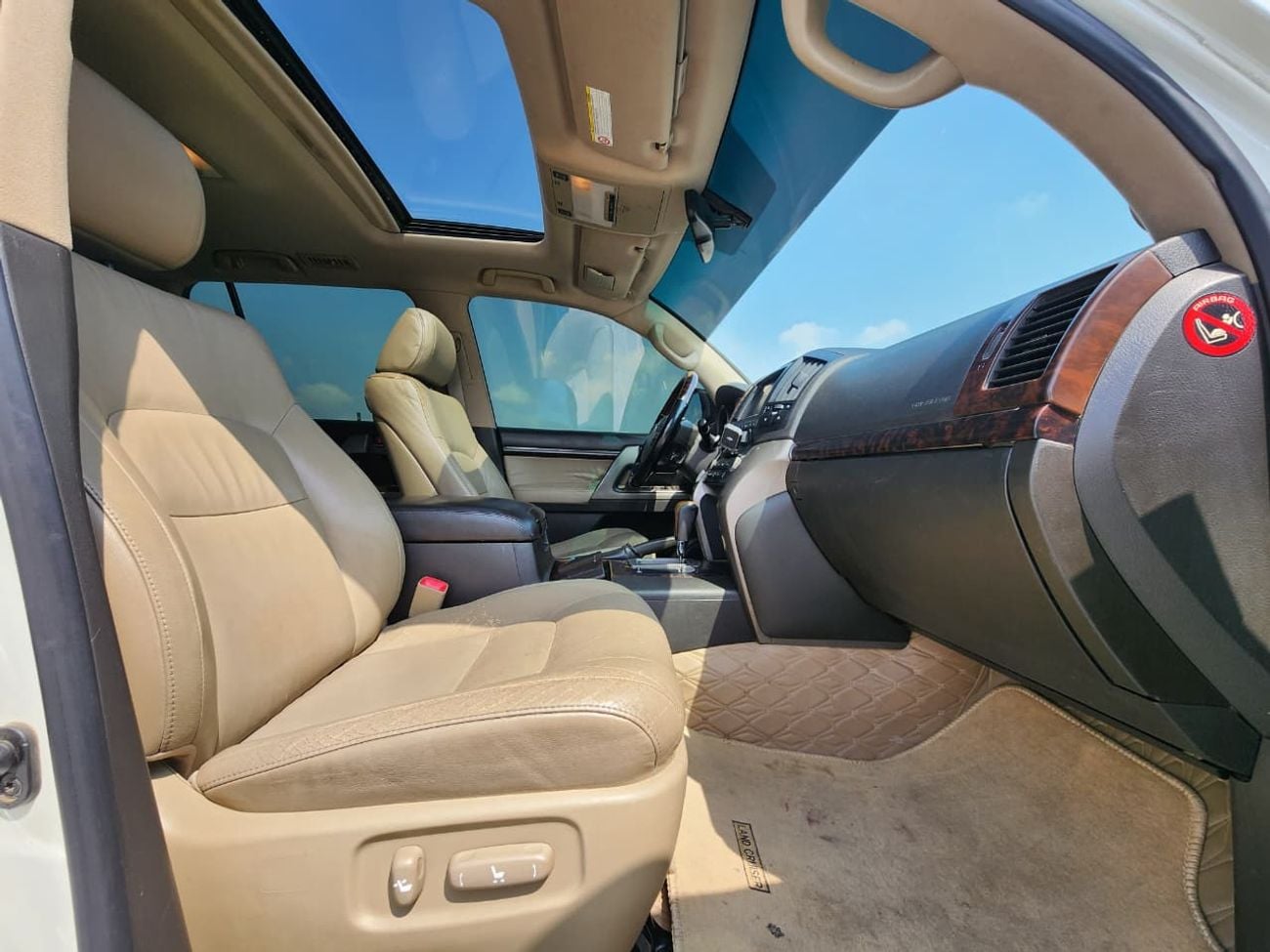 Toyota Land Cruiser VXR V8