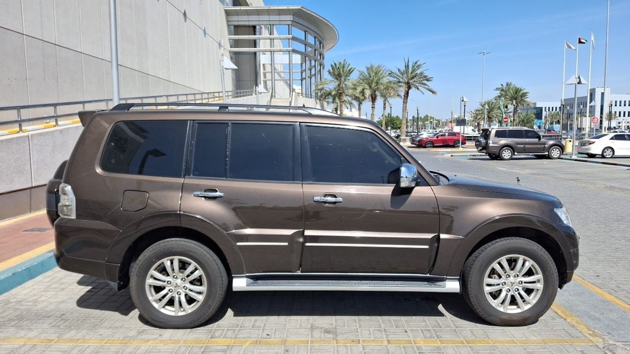 Mitsubishi Pajero GLS Highline 3.8L (274 HP) GLS HIGHLINE 3.8 | Zero Down Payment | Home Test Drive