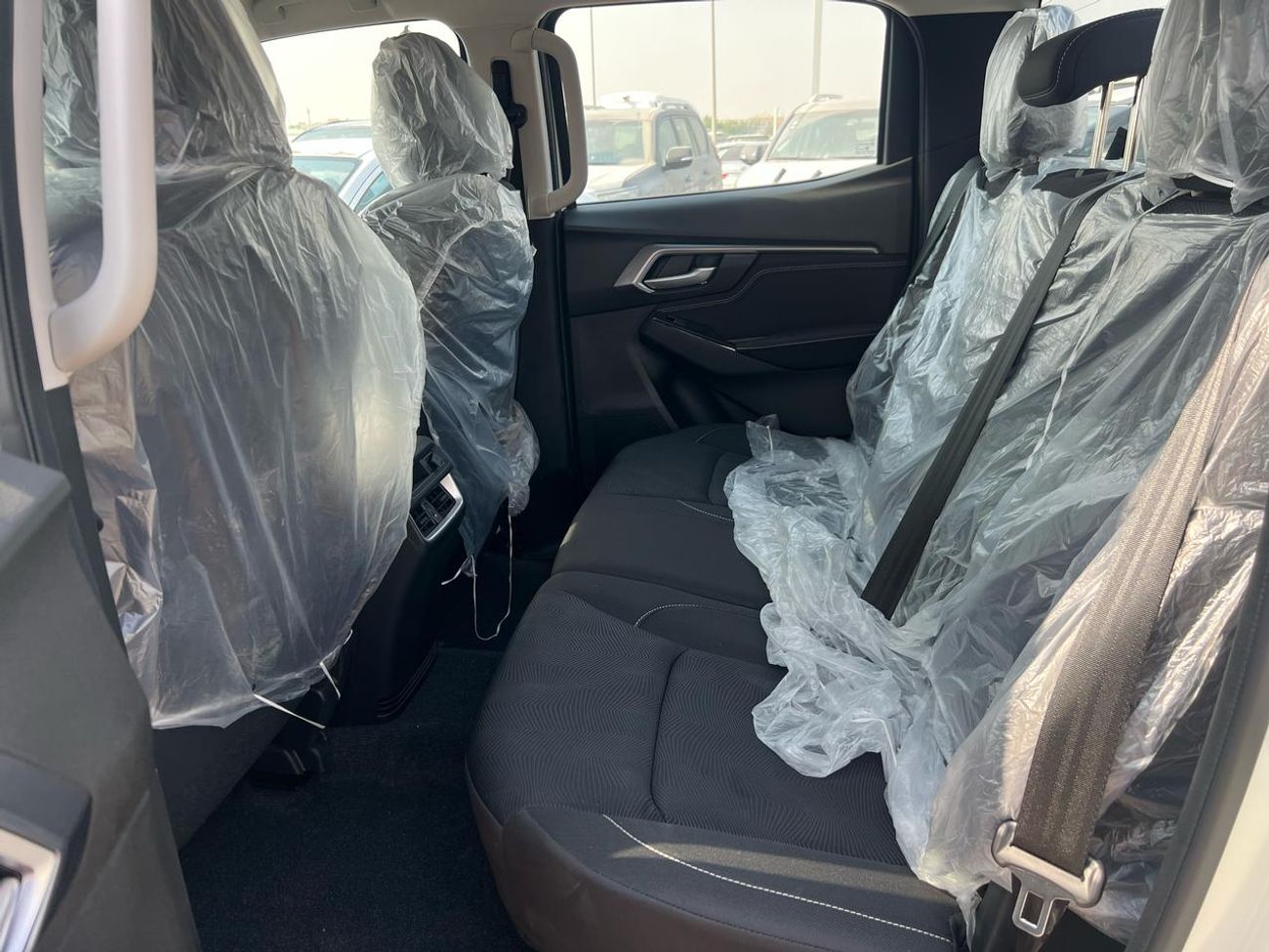 Isuzu DMax 3.0L Crew Cab 4WD LS (A/T)