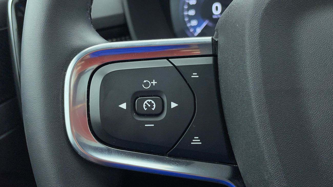 Volvo XC40 T4 R DESIGN 2 | Zero Down Payment | Free Home Test Drive