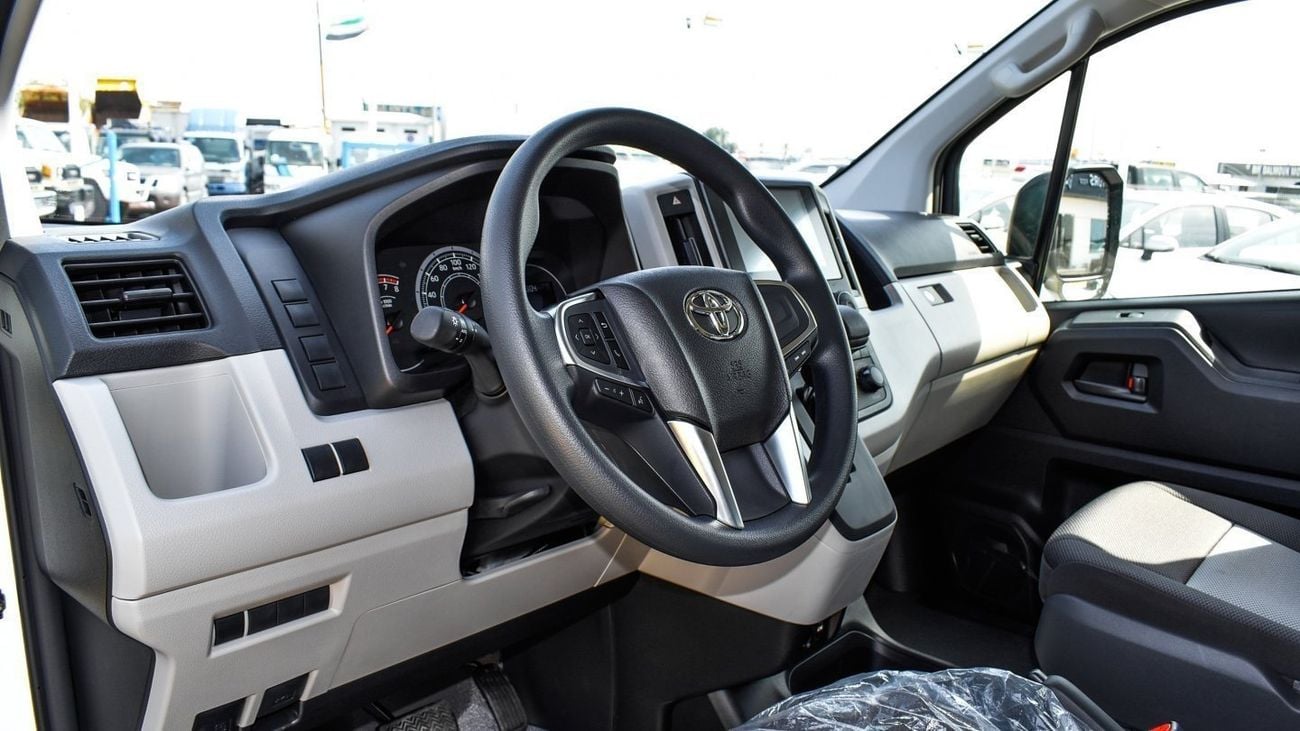 تويوتا هاياس TOYOTA HIACE HIGH-ROOF | 3.5L V6 | 2024