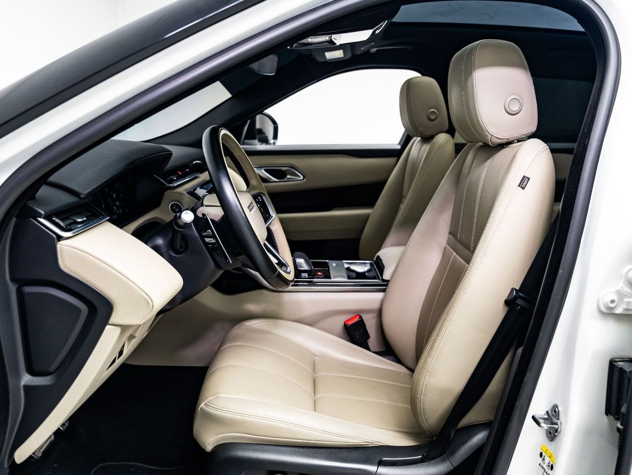 لاند روفر رينج روفر فيلار P250 R-Dynamic SE 2.0L