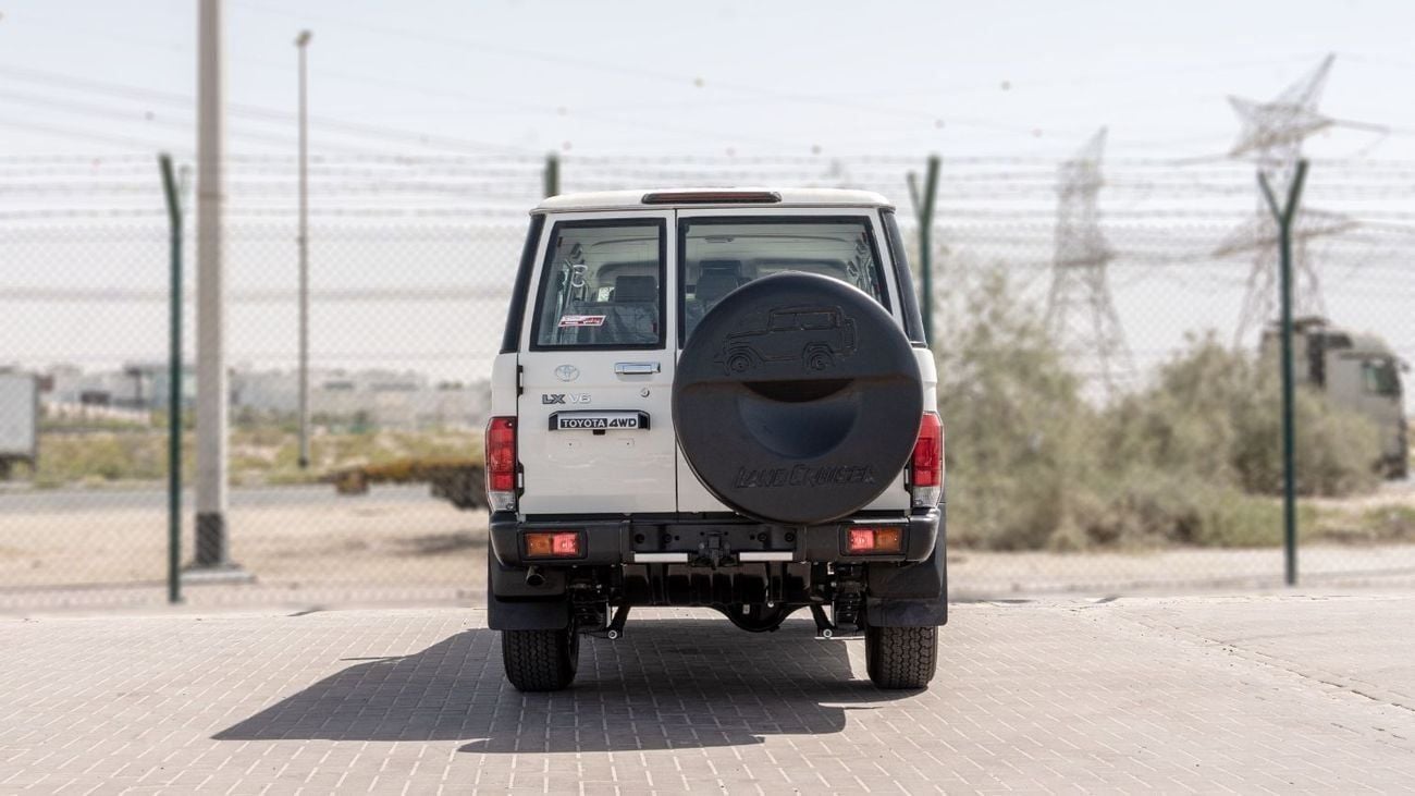 Toyota Land Cruiser 70 HT VXR 2026 Toyota Land Cruiser 4.0L AT Petrol (White-Brown) Mid Option