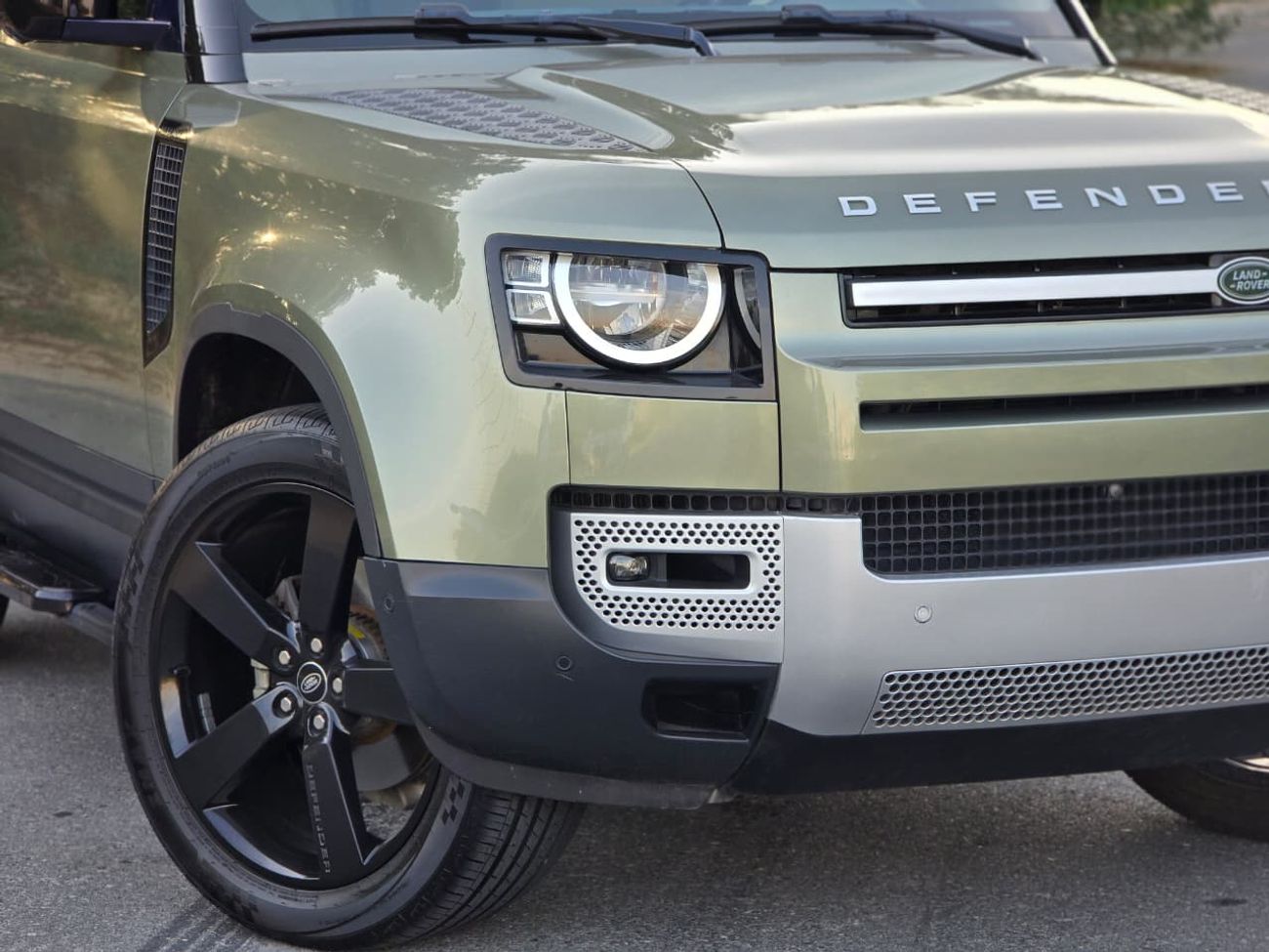 Land Rover Defender P300 90 SE 2.0L (5 Seater) LAND ROVER DEFENDER 2022 // PERFECT CONDITION INSIDE & OUT SIDE