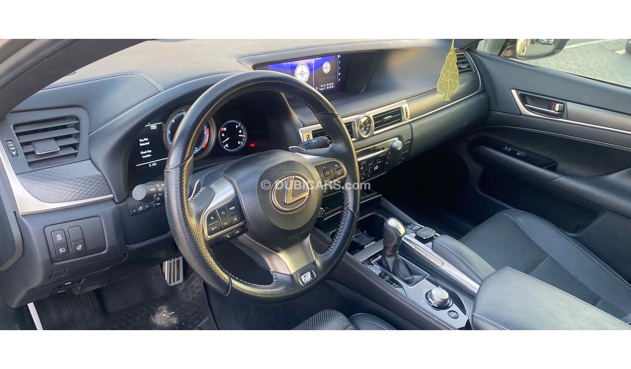 لكزس GS 350 Full option F sport
