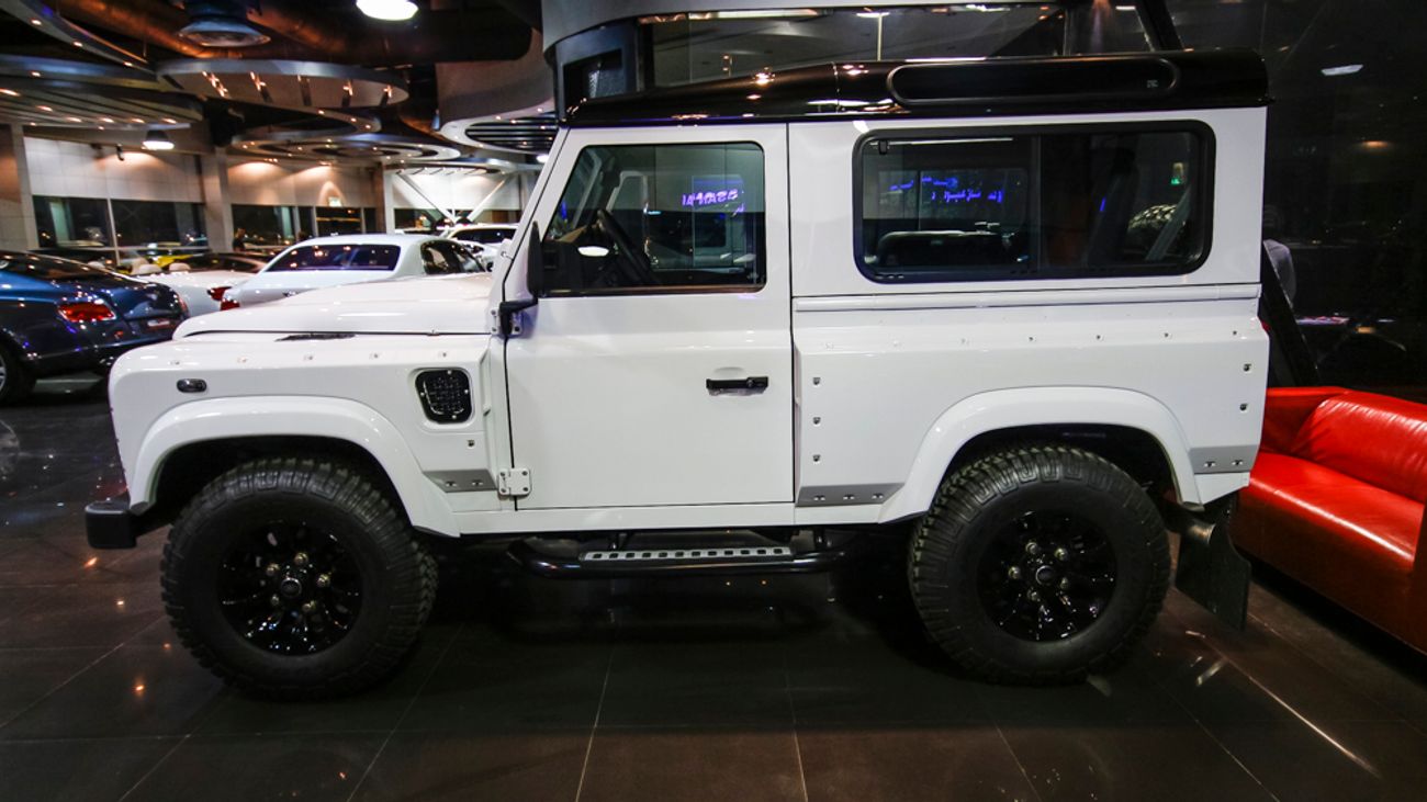 Land Rover Defender Kahn Design New Land Rover Defender Kahn Design 2015 for sale in Dubai - 50595