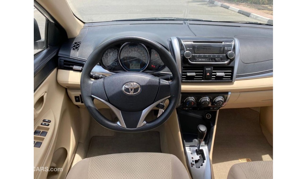 تويوتا يارس Toyota Yaris Sedan - GCC - No Accident No Paint - 2017 - AED 534/Monthly - 0% DP