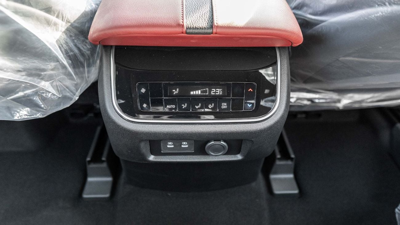 نيسان باترول 2026 Nissan Patrol SE Platinum 3.8L AT Petrol (White-Red) Black Roof (Export Only)