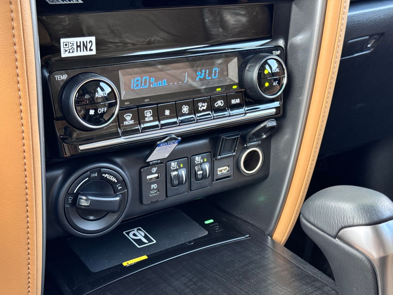 Toyota Fortuner 2024 V6 4.0L 4X4 PETROL AT 7-SEATS GCC BRAND NEW 0KM