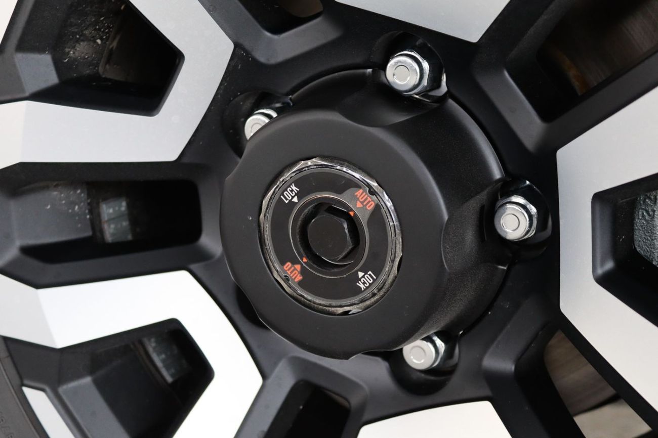 تويوتا لاند كروزر 2025 TOYOTA LAND CRUISER GDJ 76 2.8 DIESEL M/T  **EXPORT ONLY**التصدير فقط خارج الخليج**