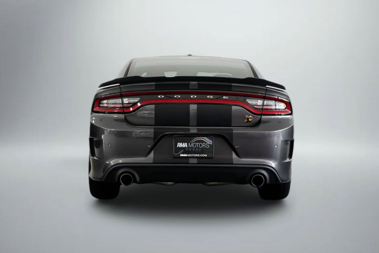 Dodge Charger SRT 392