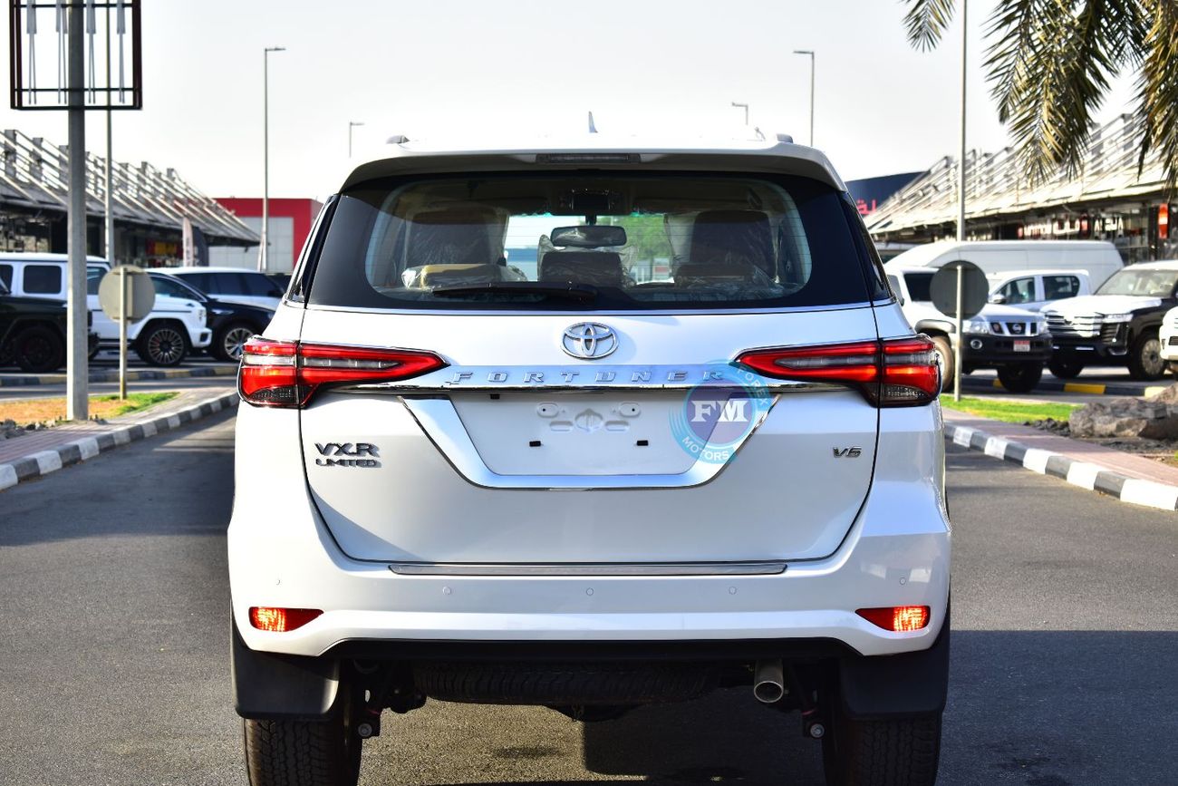 Toyota Fortuner VXR Limited V6 4.0L Petrol Automatic