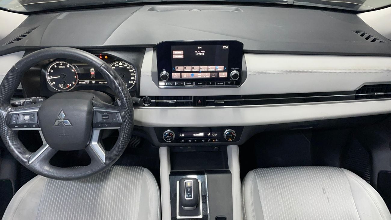 Mitsubishi Outlander GLX MIDLINE 2023 | AED 951/Month | 0 DP | 30 Day Return | Warranty | Service History