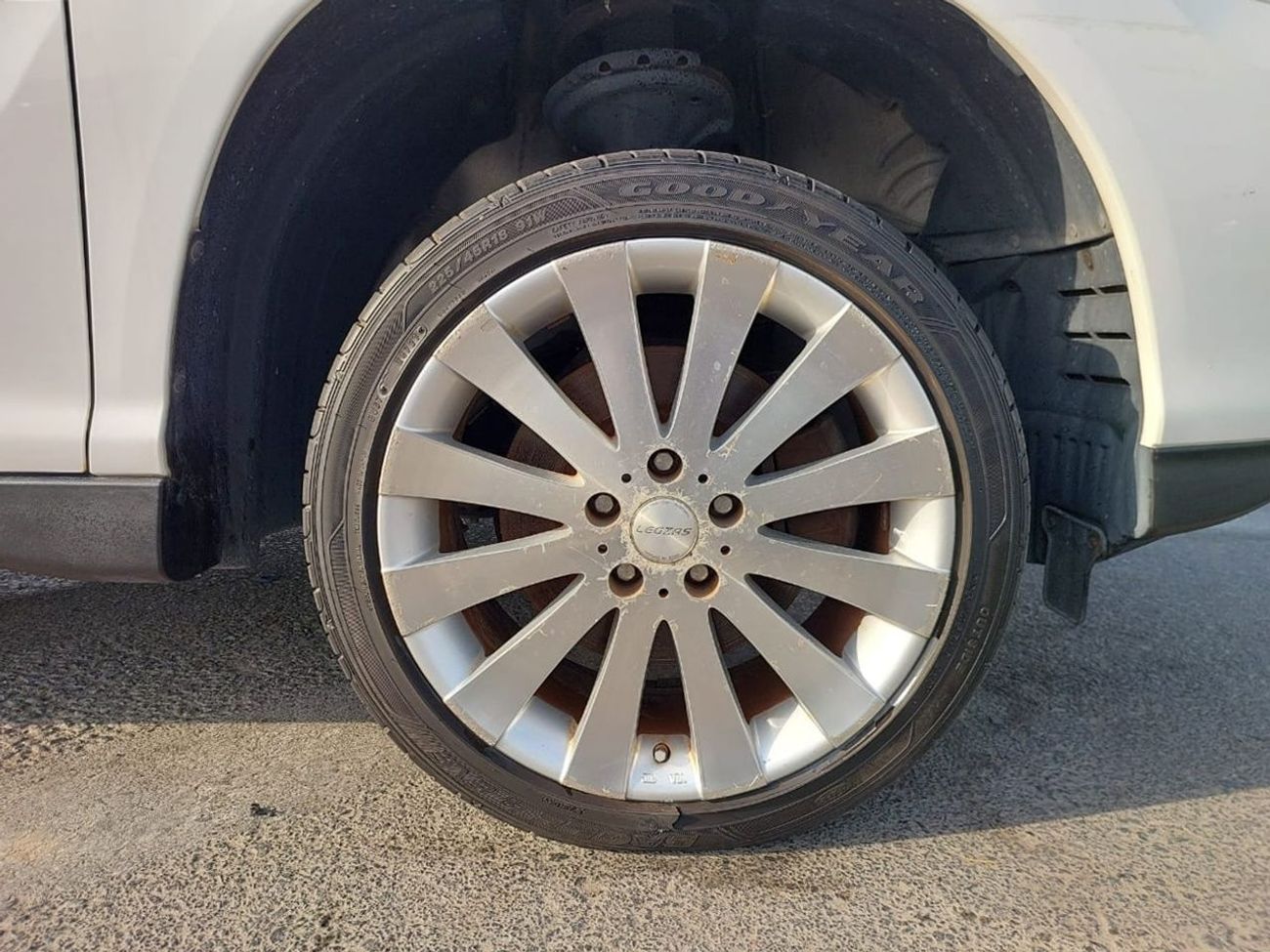 Toyota Harrier TOYOTA HARRIER SUV RHD 2003 MODEL 2.4 L PETROL  AUTOMATIC(PM01601)