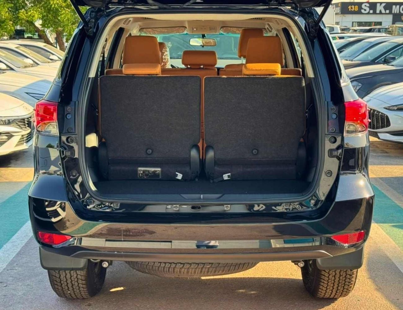 Toyota Fortuner EXR SR5 MID OPTION , OM || 2.7L PETROL V4 A/T 4WD / AUTO AC  (CODE # FPE1)