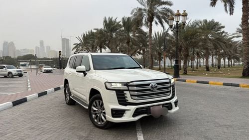 Toyota Land Cruiser Toyota landcruise 2022MODEL Engine 3.3l Diesel Transmission Automatic Interior Black colour white pu