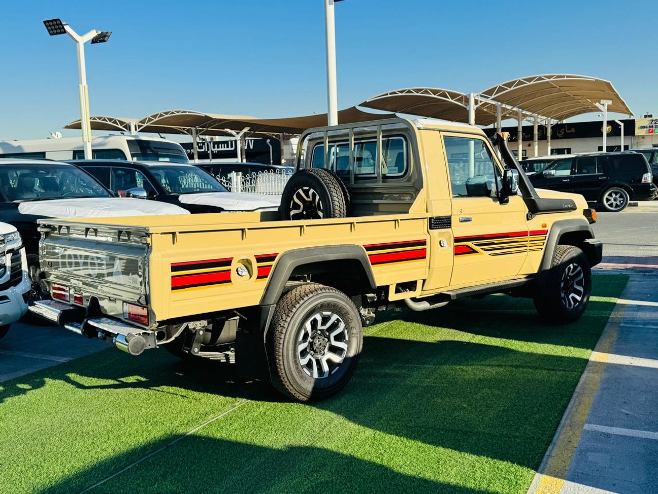 تويوتا لاند كروزر 70 TOYOTA LAND CRUISER (70 SERIES)  79 SINGLE CABIN AUTOMATIC