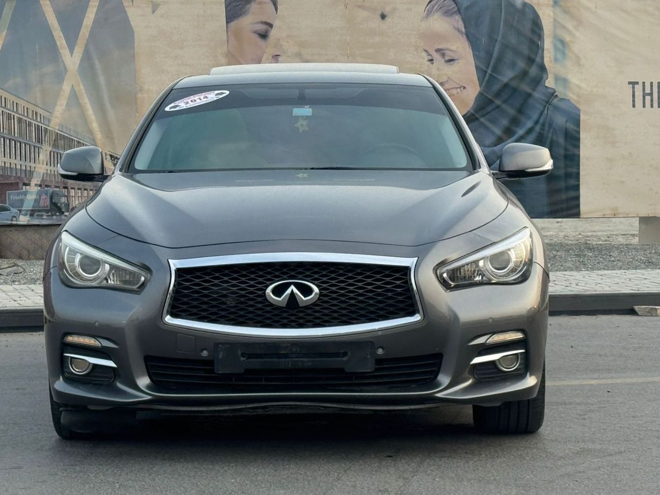 Infiniti Q50 Premium 2.0L perfect inside & out