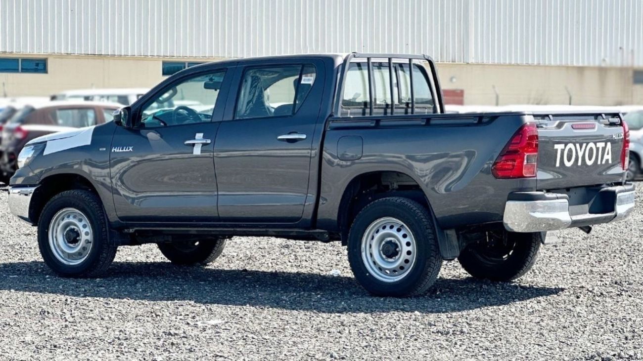 Toyota Hilux Toyota hilux 2.4L 2024 basic option V4