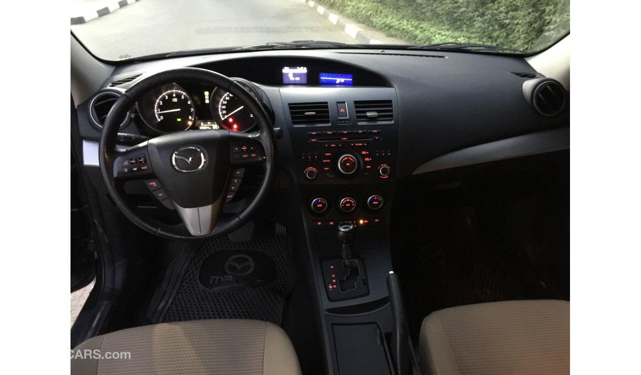 Mazda 3 2014 GCC  special offer  full opticin Good condition Car financ on bankm