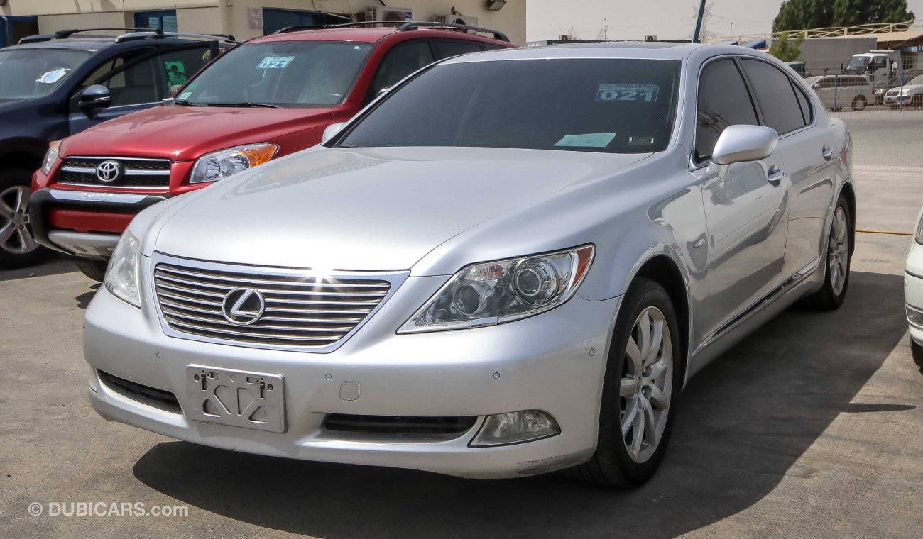 Lexus LS460