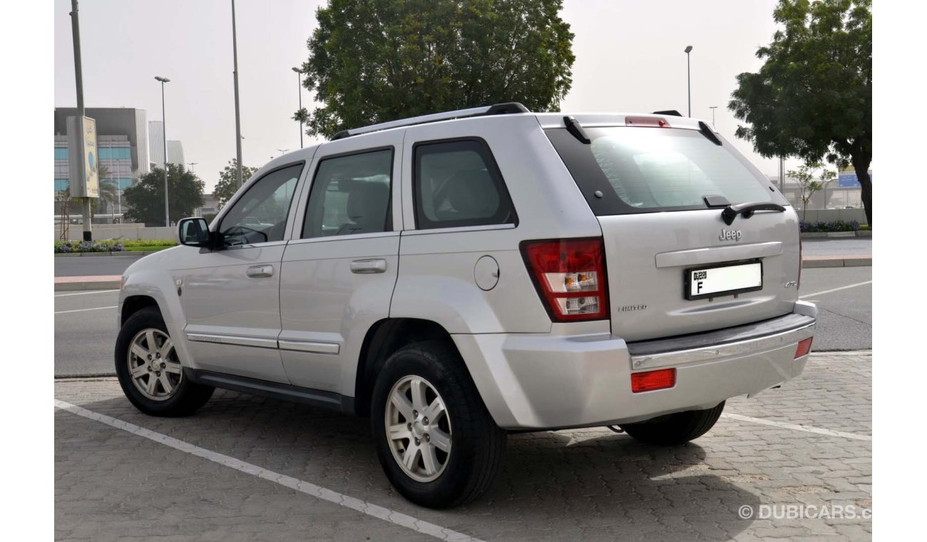 جيب جراند شيروكي Limited 4.7L in Very Good Condition