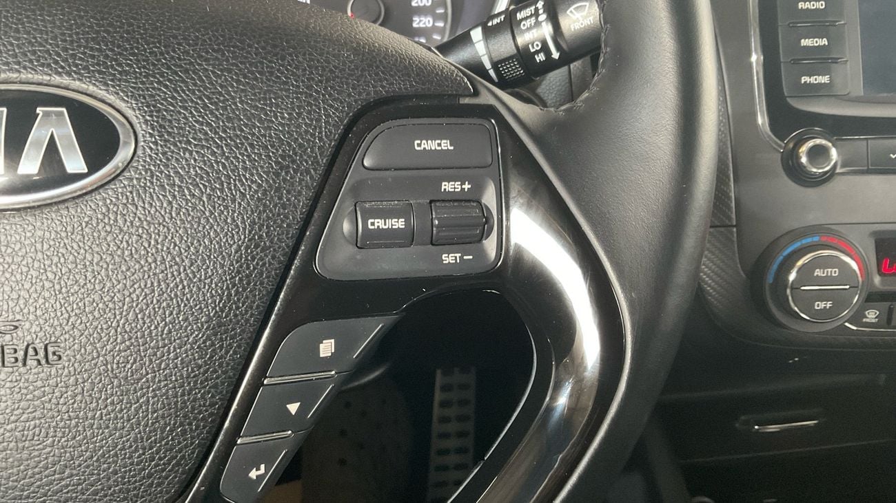 Kia Cerato Koup SX Top 2.0L SX Top | Guaranteed Warranty | 0 Down Payment