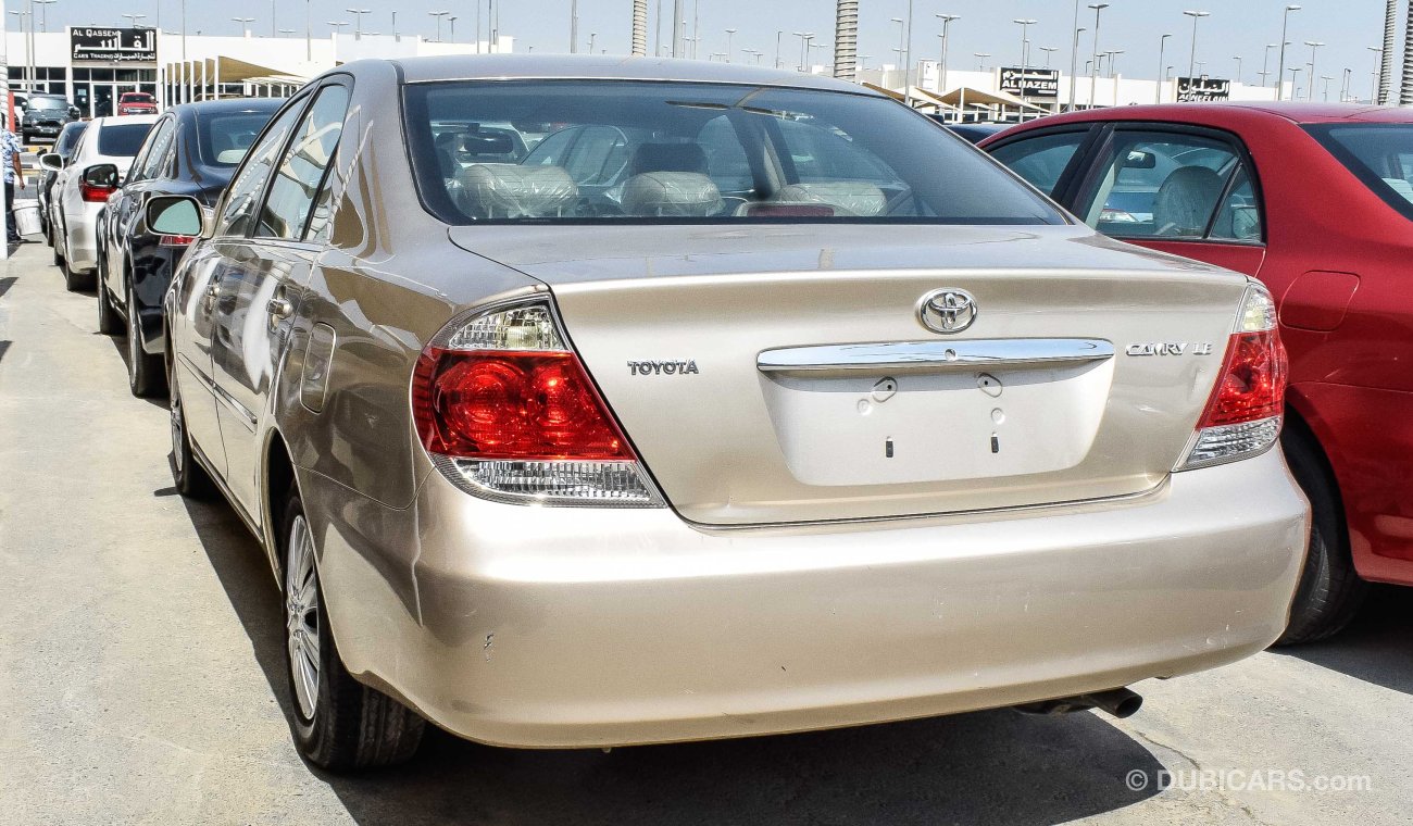 Toyota Camry LE