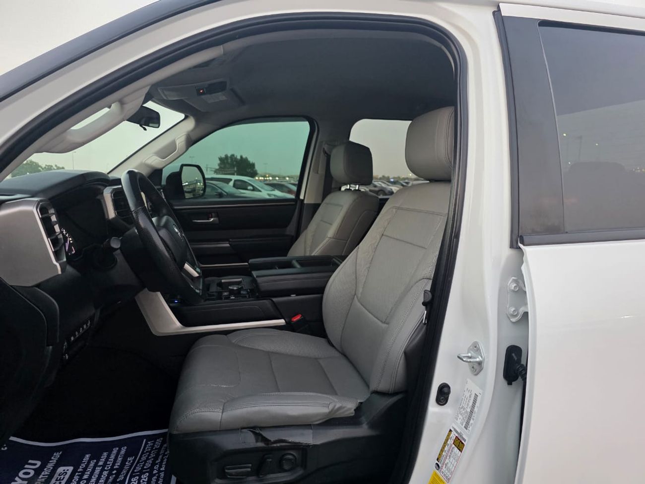 تويوتا تاندرا Crewmax