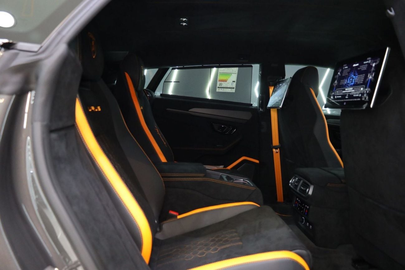 لامبورغيني اوروس 2024 Lamborghini Urus Performante, Full Carbon Fiber Pack, Individual Rear Seats, Dealer Warr + Serv