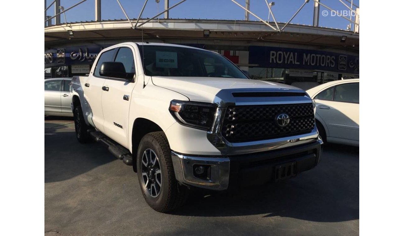 Toyota Tundra CREWMAX TRD 5.7L