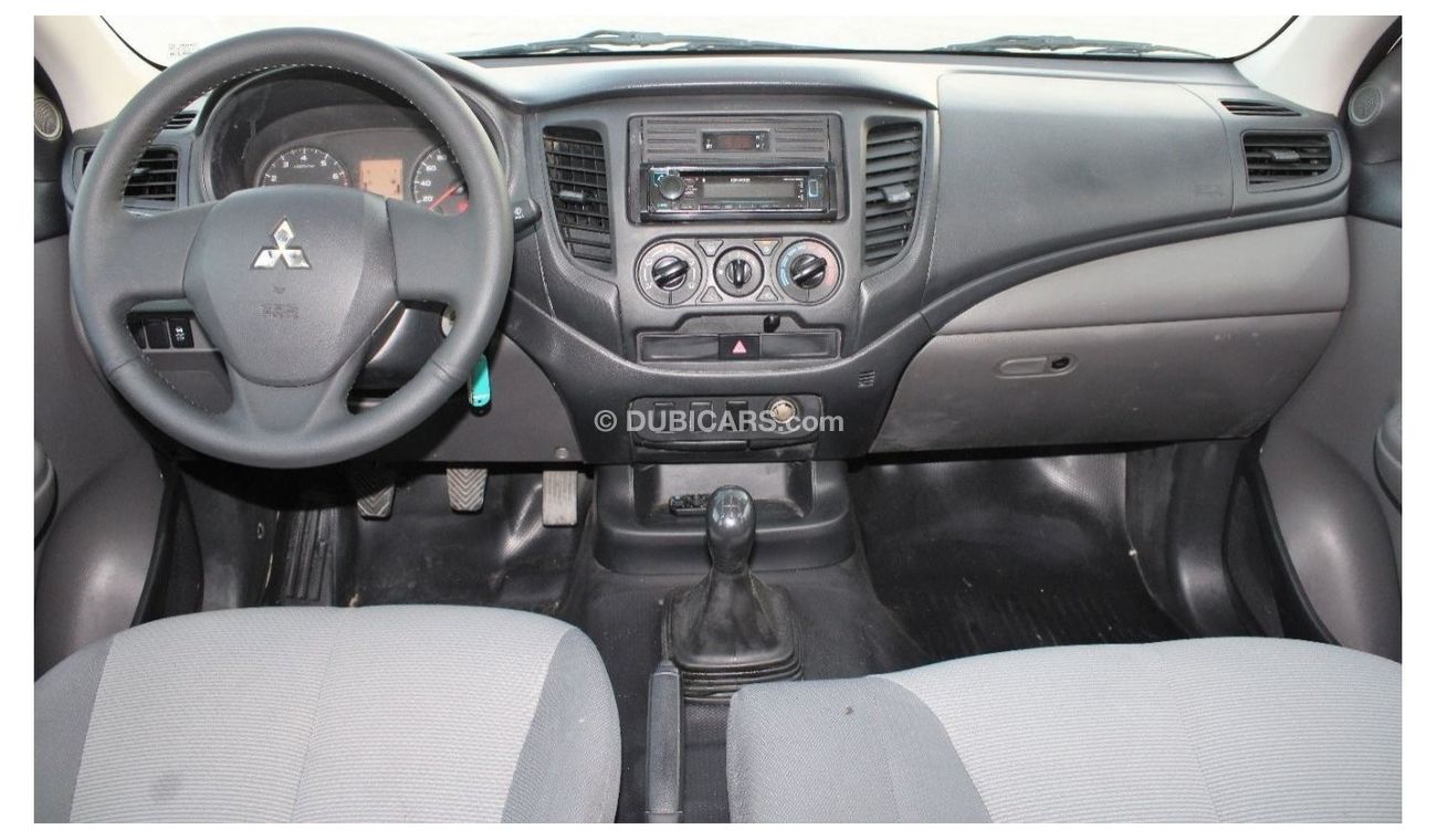 Mitsubishi L200 Mitsubishi L200 2018 GCC in excellent condition without accidents, very clean from  inside and outsi