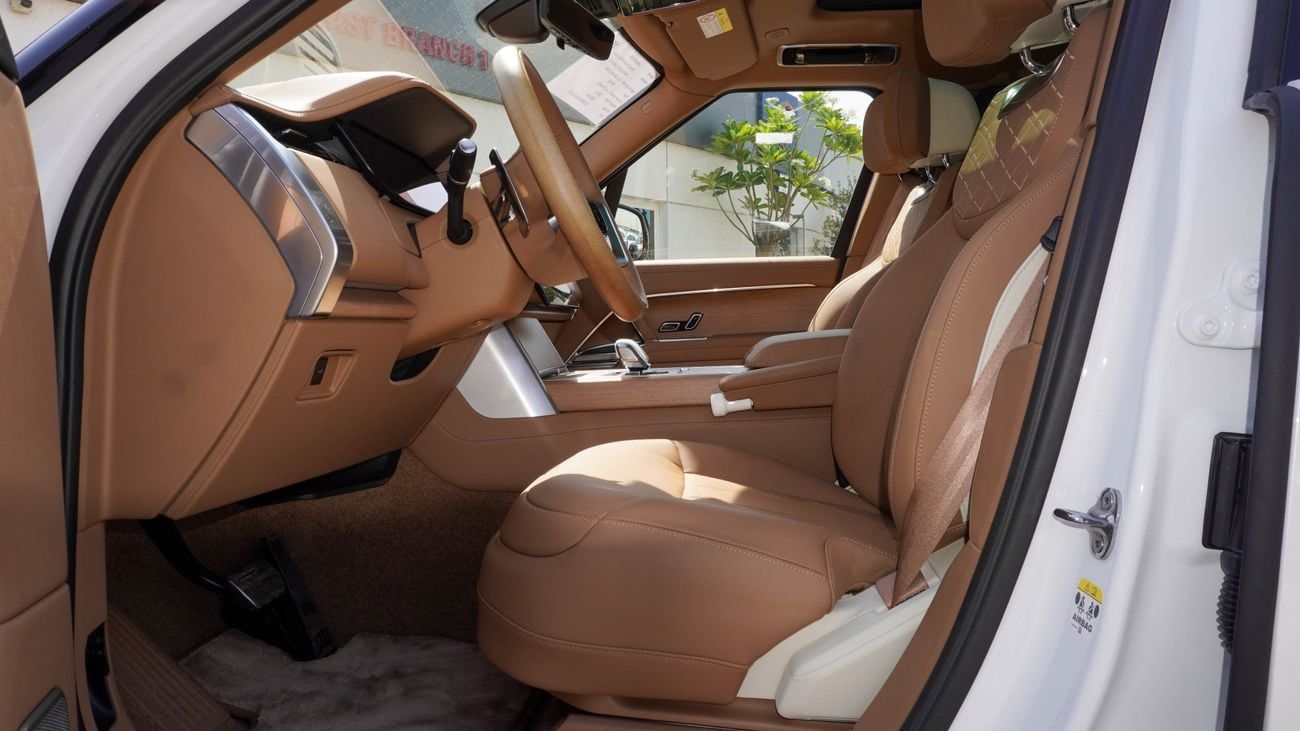 Land Rover Range Rover SV P615 4.4P MHEV V8 LWB  (For Local plus 10%)