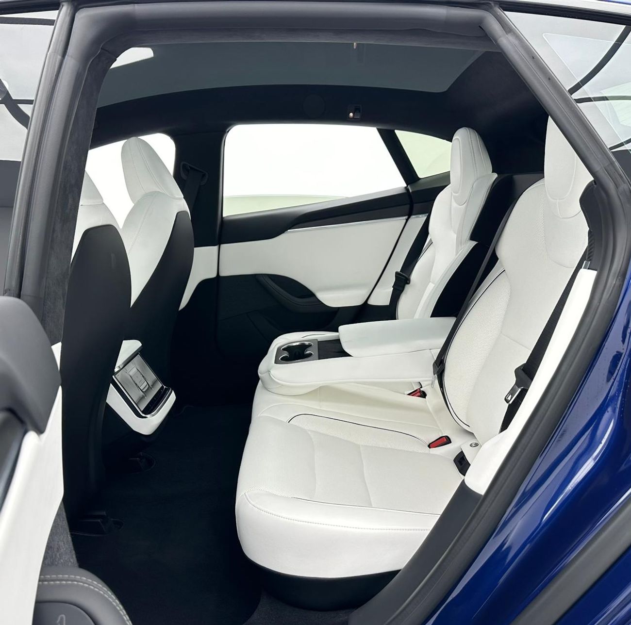 Tesla Model S Plaid (AWD) 2023 Tesla Model S Plaid, June/2027 Tesla Warranty, Tesla Full Service History, GCC