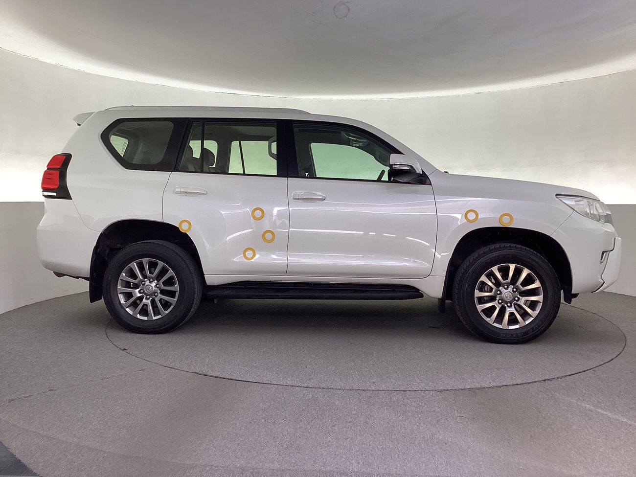 تويوتا برادو VXR | شامل الضمان | 0 ﺪﻔﻋﺓ ﺃﻮﻟﻯ