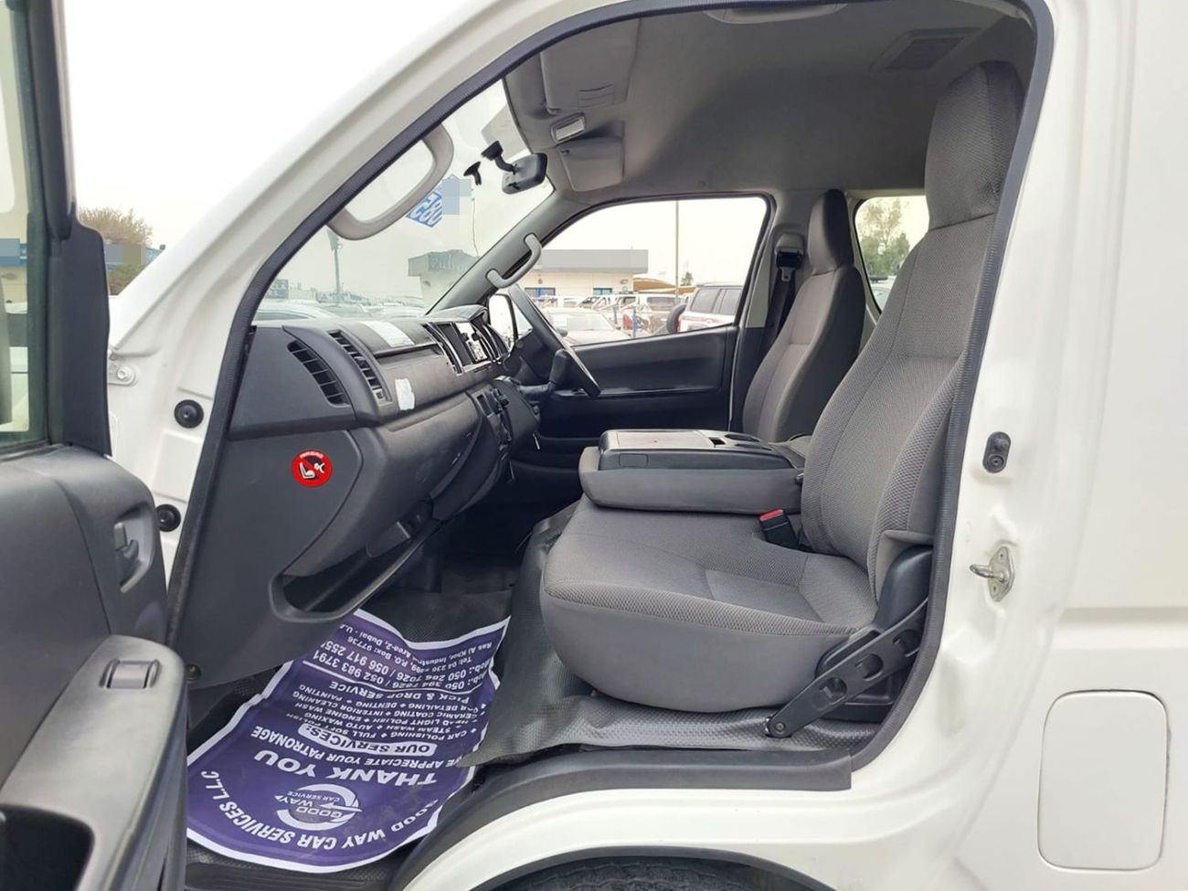 تويوتا هاياس (RAMADAN OFFER) TOYOTA HIACE COMMUTER VAN RHD 2016 MODEL 2.5 L DIESEL MANUAL(PM61244)