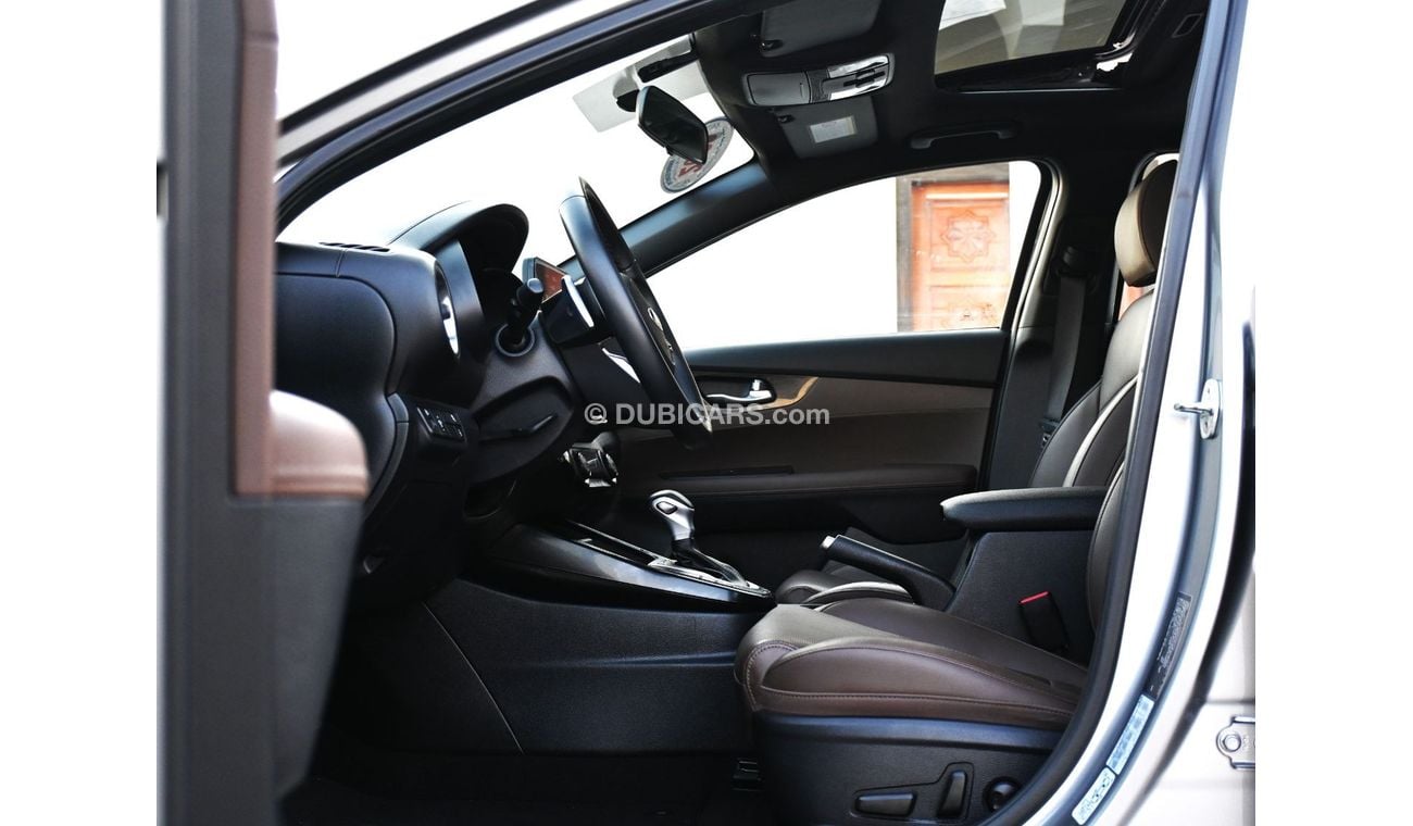 Kia Cerato Top Kia Cerato 2021 GCC full option in excellent condition