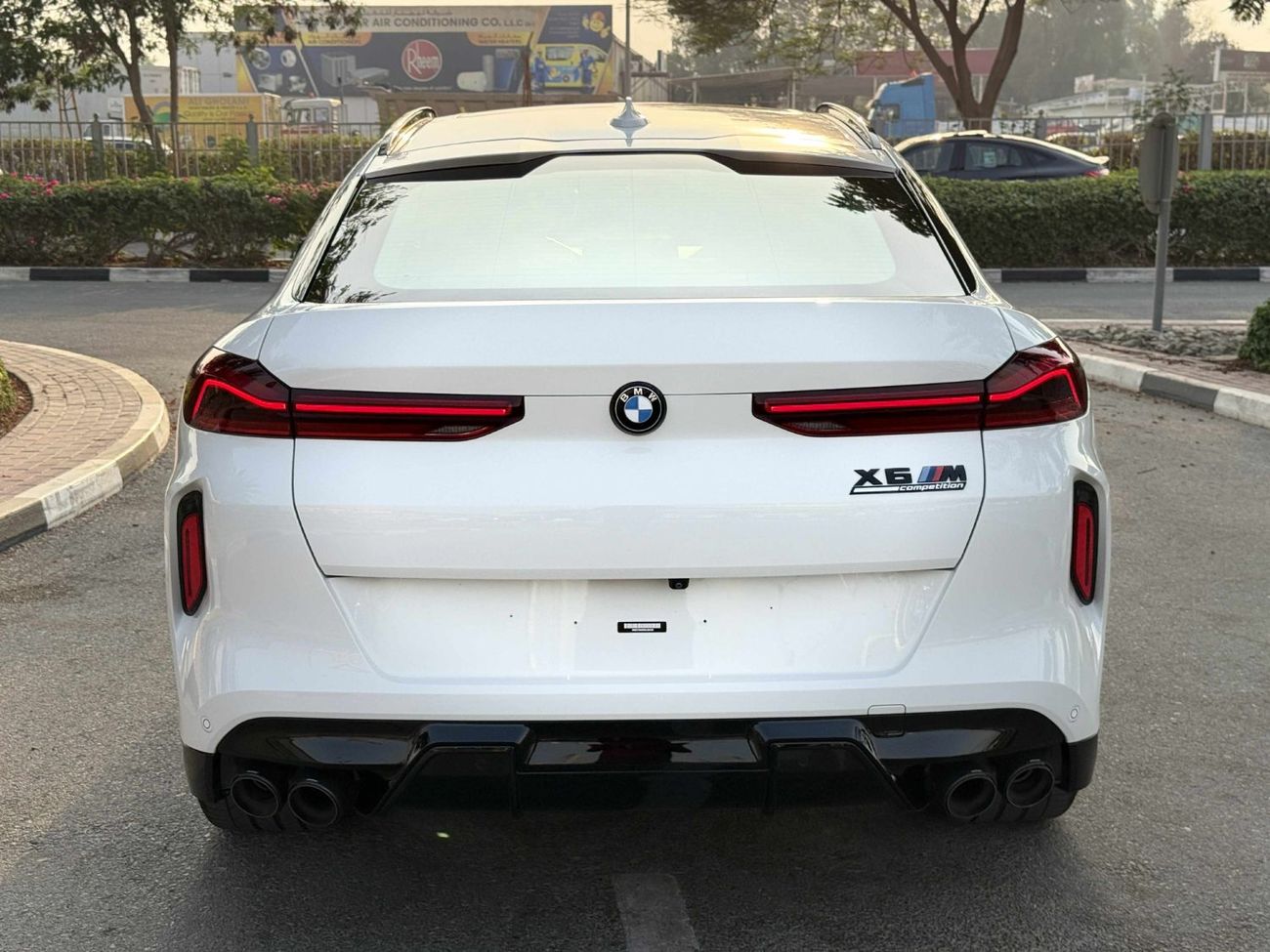 BMW X6 xDrive40i Luxury M Sport Package 3.0L GCC SPEC UNDER WARRANTY AND SERVICE CONTRACT