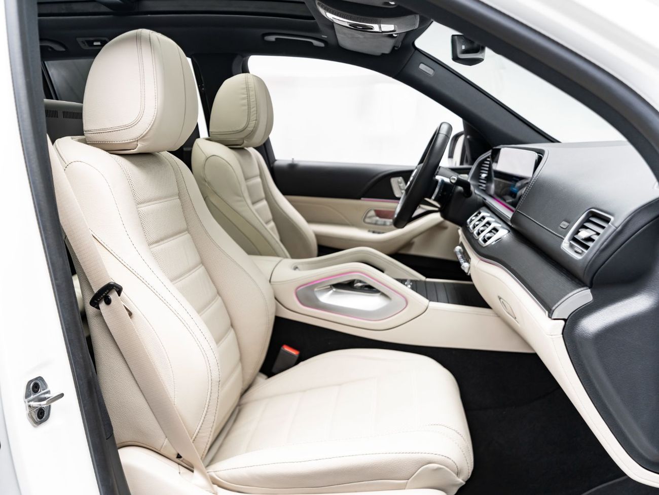 مرسيدس بنز GLS 450 Premium + 3.0L (389 HP)